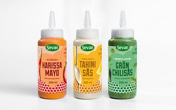Sevan tar smaker från Mellanöstern till den kylda såshyllan