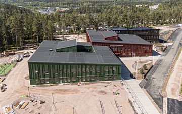 Den nybyggda F-6-skolan i Granelundsområdet rymmer även en fullstor idrottshall.