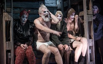 Bodil Malmberg, Jakob Eklund, Sanna Krepper, Mattias Redbo och Cicilia Sedvall i regissör Alexander Öbergs tolkning av Kung Lear.