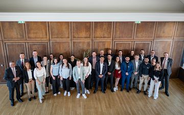 Die Absolventinnen und Absolventen des Jahres 2025 