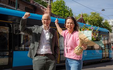 Peder Lofnes Hauge, leiar i Noregs Mållag og direktør for kommunikasjon og samfunnskontakt, Elisabeth Skarsbø Moen. Foto: Thomas Brun NTB
