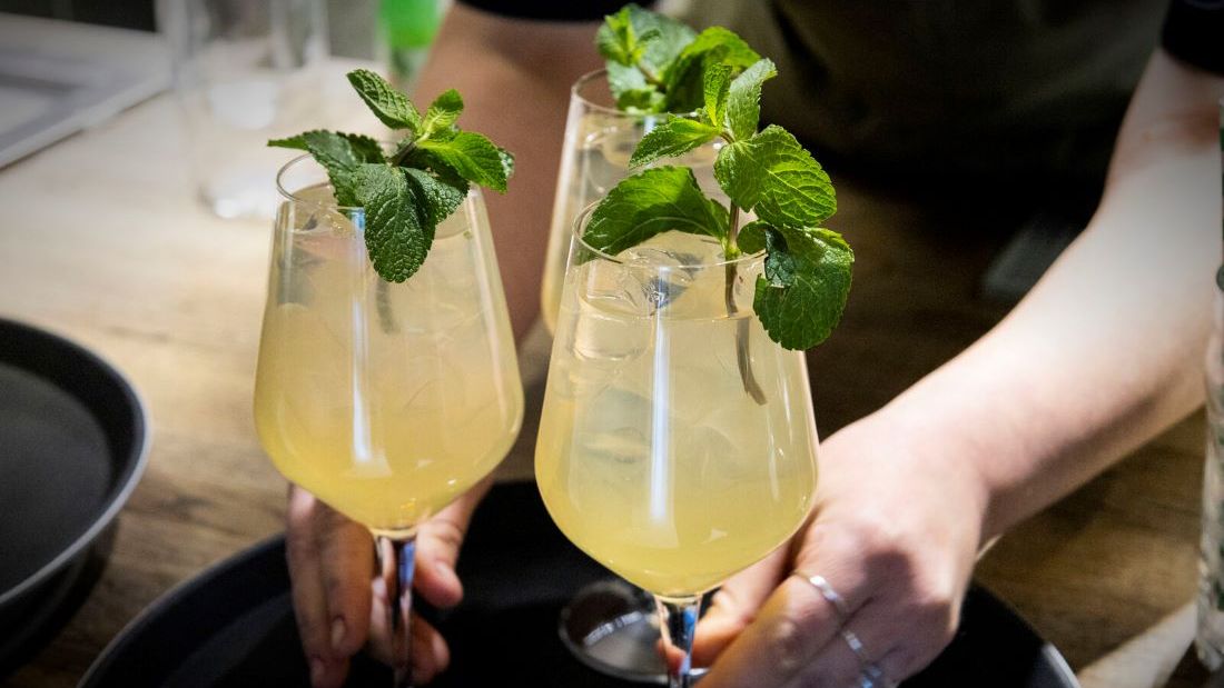 Endast var tredje anställd vill se alkohol på jobbevent  