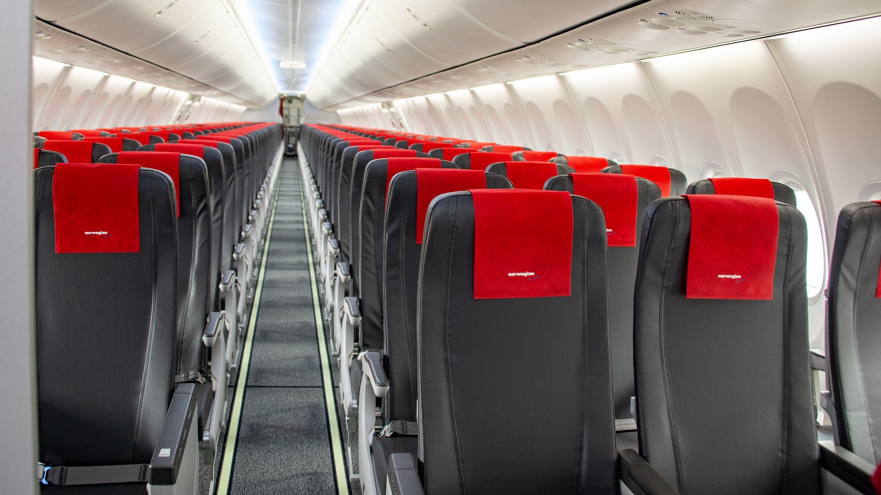 Norwegian introduces new slimline seats to transatlantic flights on 737 MAX Norwegian