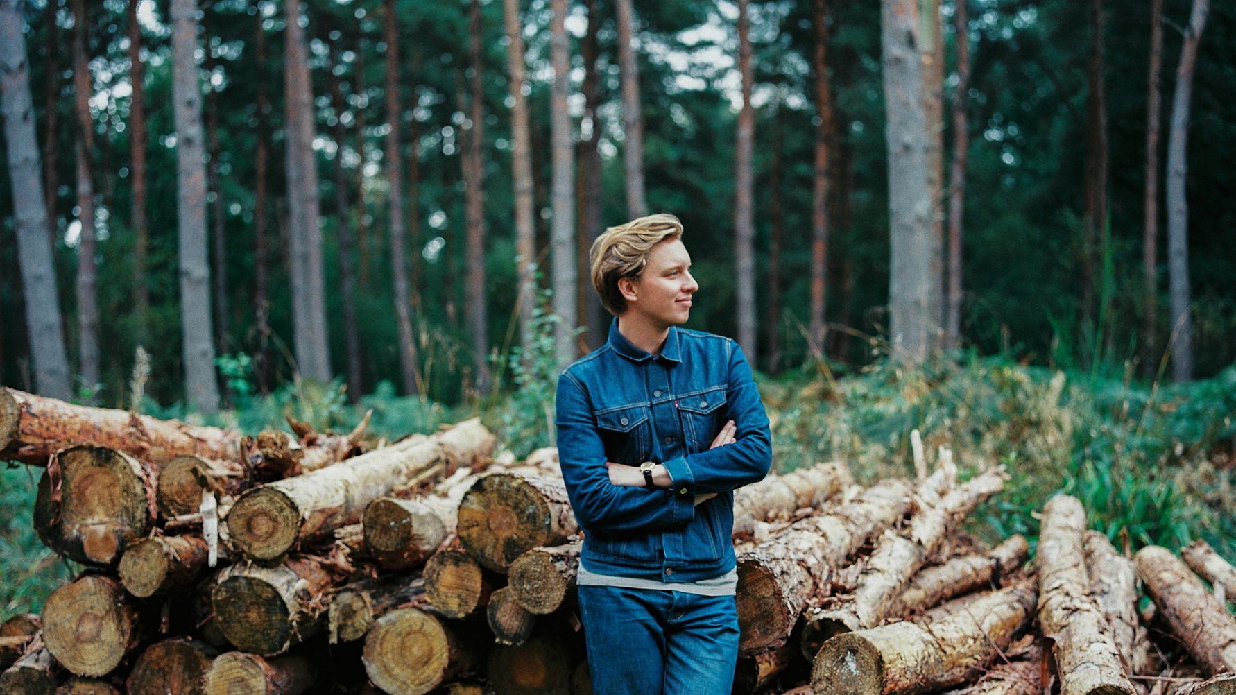 George Ezra returns with a new single “Anyone For You” from his upcoming album “Gold Rush Kid” which will be released on June 10th.