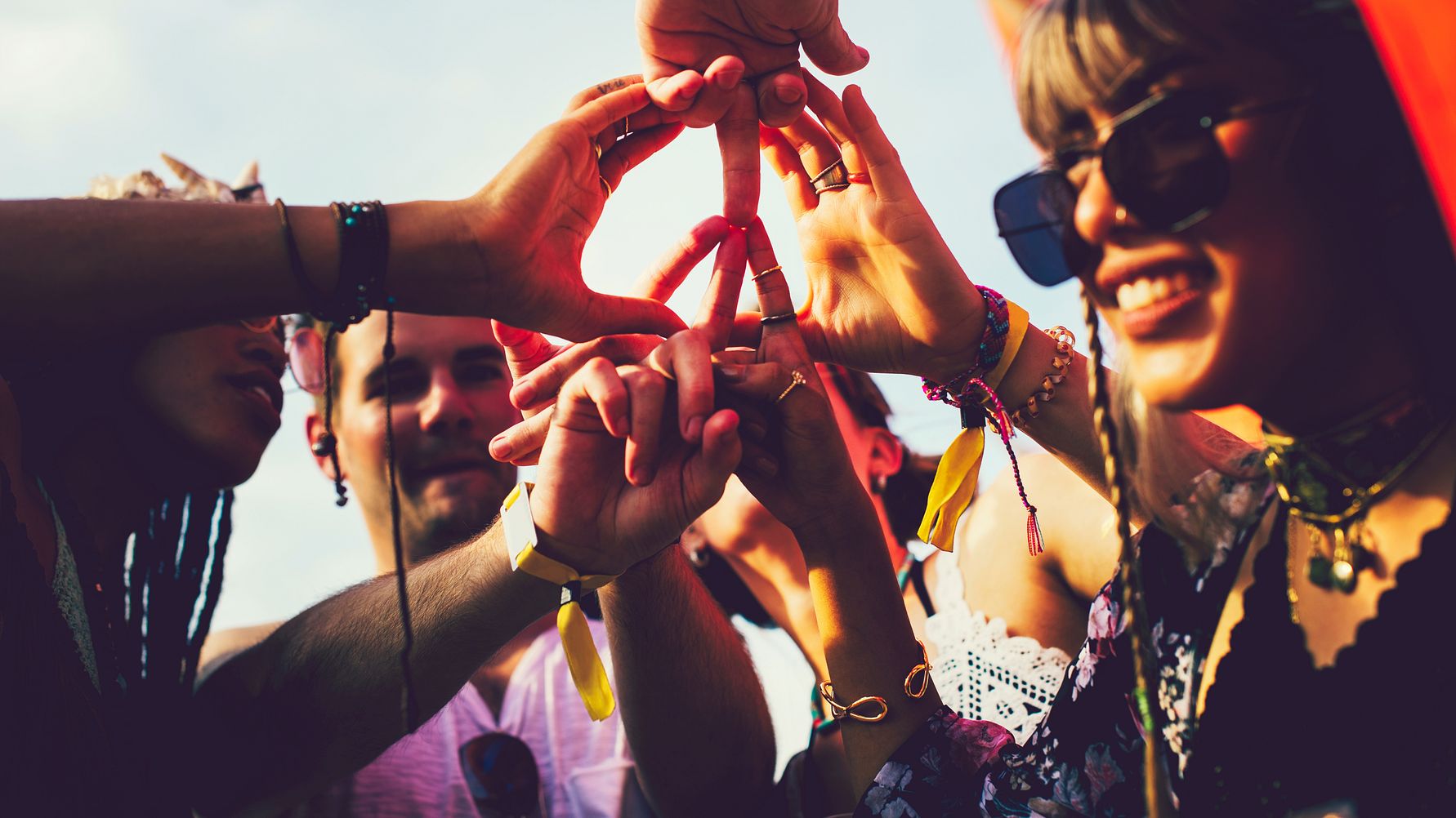 Die Festivalsaison fasziniert jedes Jahr zehntausende Menschen.