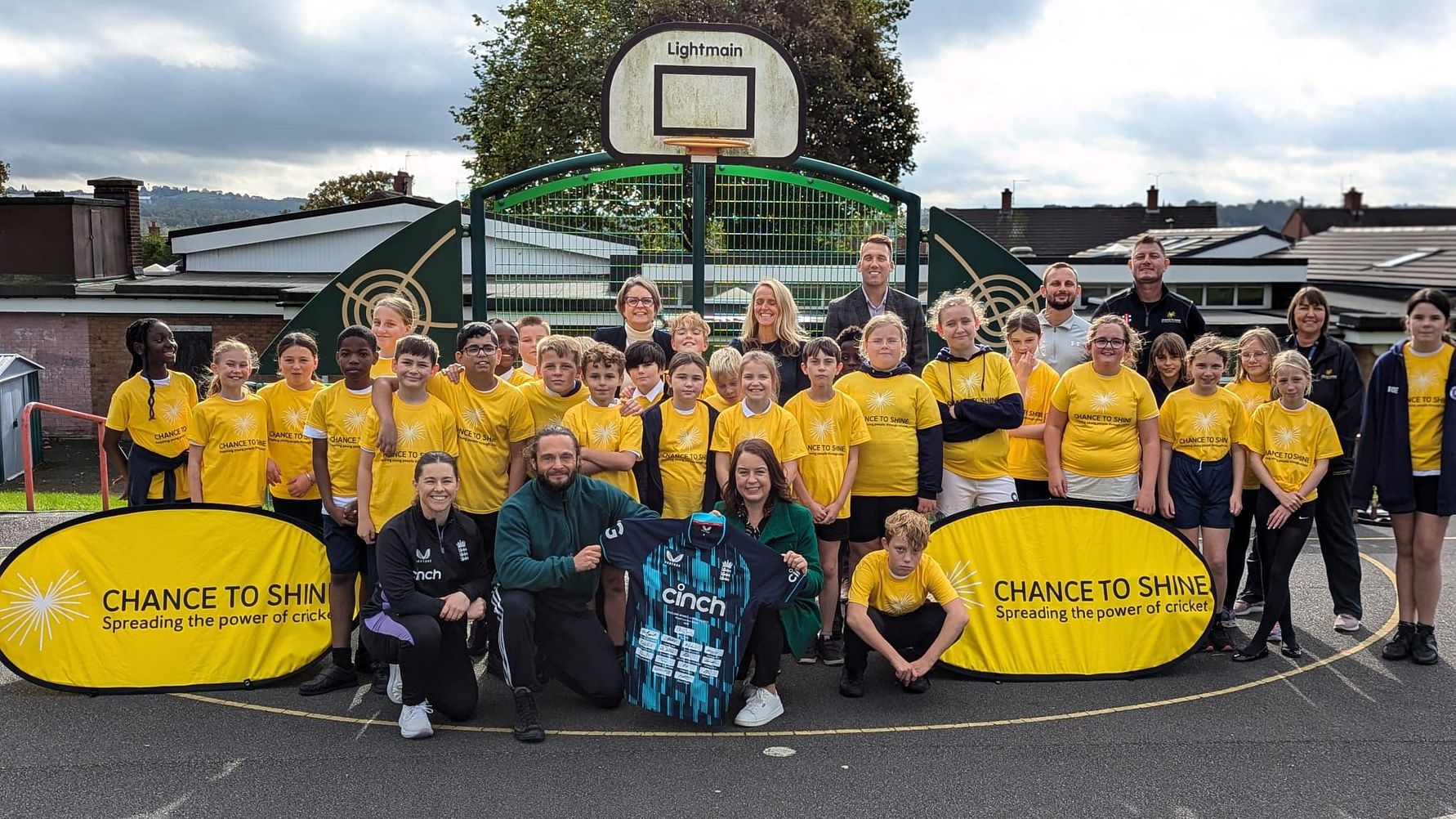 Sports Minister and England Cricket Star visit local primary school giving children their chance to shine