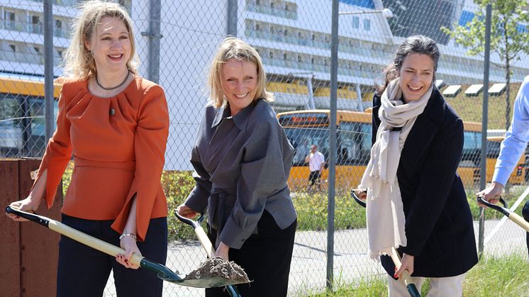 In picture (left to right): Lord Mayor of Copenhagen, Sophie Hæstorp Andersen, CEO By & Havn (Copenhagen City and Port Development Agency) Anne Skovbro, CEO CMP Barbara Scheel Agersnap