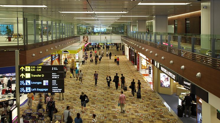 Terminal 1 departure transit mall