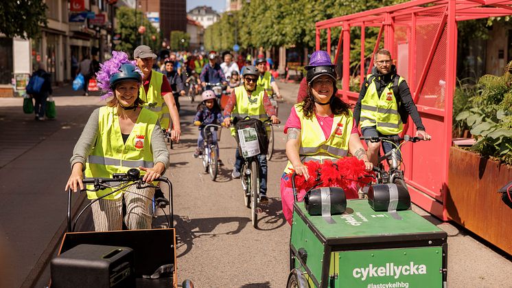 Rulla med i cykelparaden 1 juni!