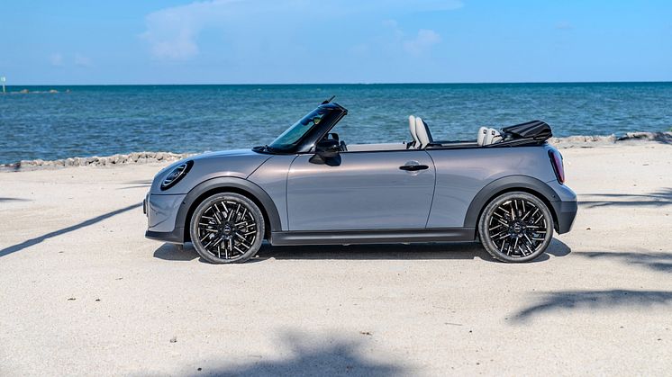 Always Open: Uuden MINI Cooper Cabrioletin ajamisen iloa