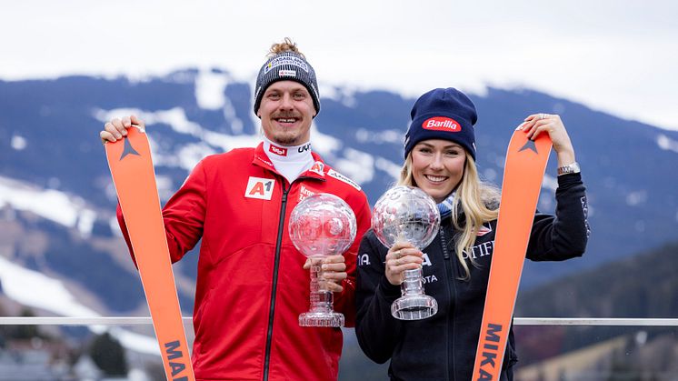 Chrystal globes in Slalom for Mikalea Shiffrin and Manuel Feller