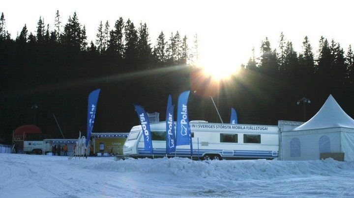 Sveriges största husvagn åker snowboard under Ski Funtastic i Sälen