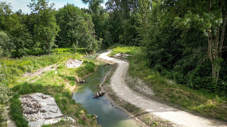 Mit der neuen Fischaufstiegsanlage in Feldheim baut LEW Wasserkraft die Durchgängigkeit an den in ihrer Zuständigkeit liegenden Flussabschnitten weiter aus.