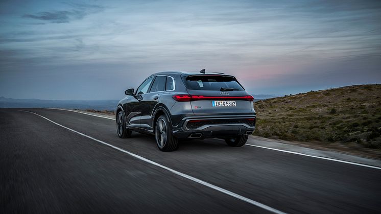 Audi Q5 (Daytonagrå perleeffekt)