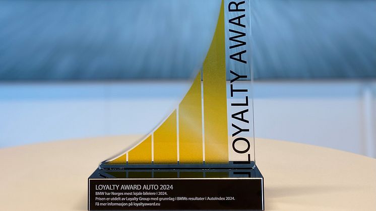BMW Group Norway AutoIndex Loyalty Award 202-statuetten