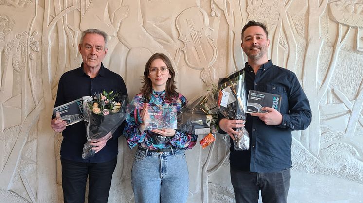  Vinnerne av Årets verk 2023: Nils Henrik Asheim, Tine Surel Lange og Jan Erik Mikalsen. Foto: Beate Styri