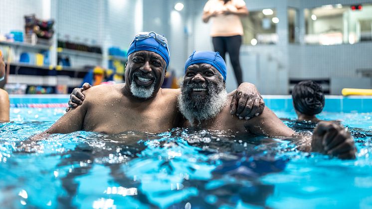 Succén är tillbaka - simskola för män öppnar nya möjligheter