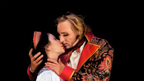 Succé för Gösta Berlings Saga samtliga föreställningar slutsålda - och nästa år spelas för första gången Molière i Berättarladan  