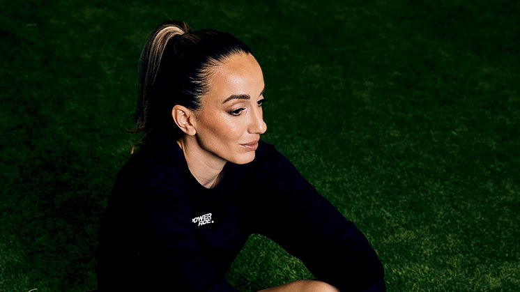 Kosovare Asllani Powerade 12.png