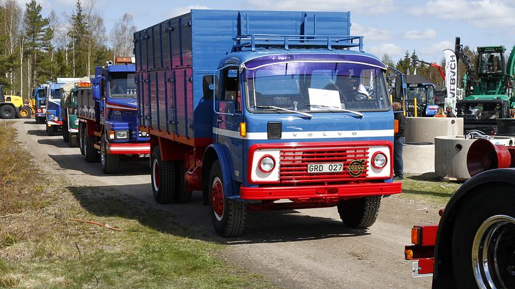 Både veteranlastbilar och traktorer kommer under lördagen att visa upp sig i en kortege Gårdagens trotjänare har förstås sin givna plats i Emmaboda Foto Tomas Ek.jpg