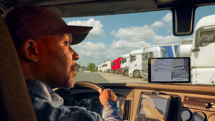 Garmin stellt neue smarte LKW-Navis mit Community Features vor 