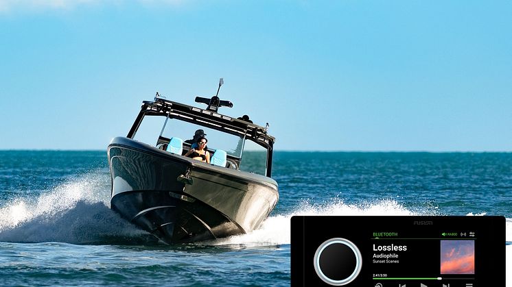 Garmin lanserar sin marina flaggskeppsstereo Apollo RA800