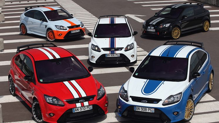 FORD FOCUS RS LE MANS CLASSIC: FEM UNIKA BILAR SOM BYGGTS FÖR ATT HEDRA FORDS LEGENDARISKA LE MANSBILAR