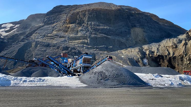 Det vulkaniska materialet (VPI) utvinns i täkter på Island. 