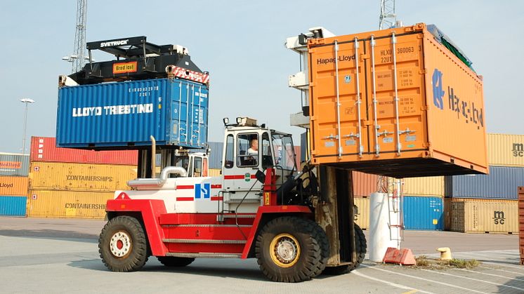 Truck och container