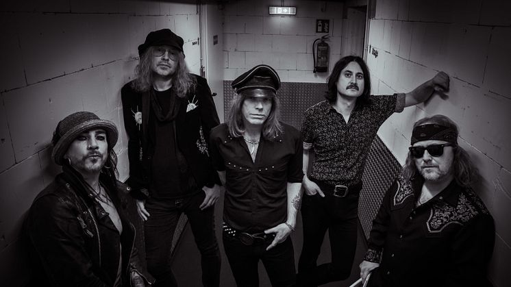 Rockikonerna The Hellacopters till Gröna Lund