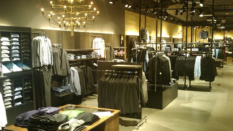 Världens största Brothers & Sisters-butik öppnar i Kista Galleria 