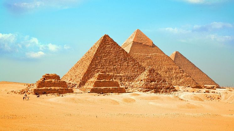 2b Egypt's pyramids - Samarabbas101_Shutterstock_2282312903.jpg