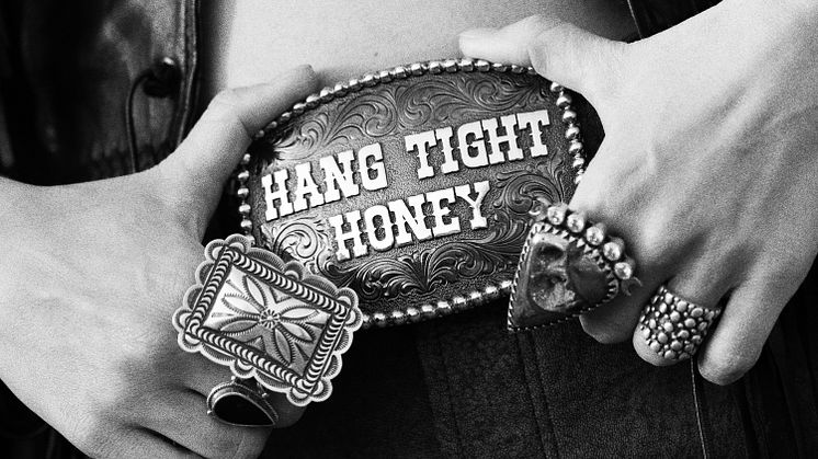 Omslag - Lainey Wilson "Hang Tight Honey"