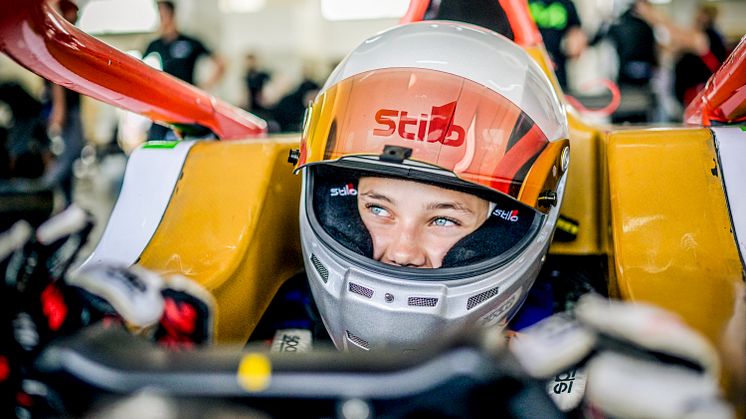 Alba Hurup Larsen tilfreds med Formel 4-debut i Indien