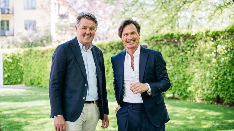 Från vänster: Norwegians koncernchef Geir Karlsen med Strawberrys VD och grundare Petter A. Stordalen. 