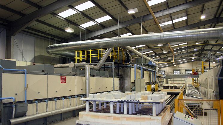 Ny fabrik för Norton keramiska slipskivor – Interiör 1