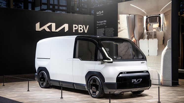 kia-pbv-pv7-iaa-24-static-highres001.jpg