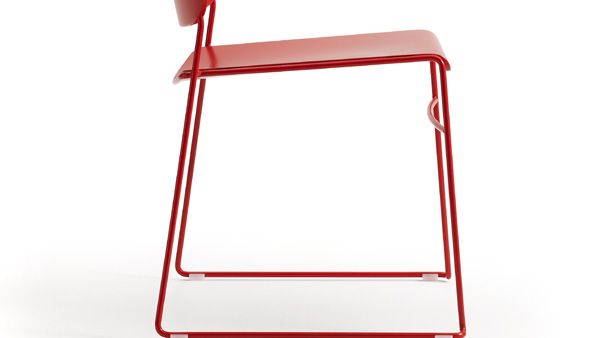 Lite– en attraktiv stapelbar stol från OFFECCT