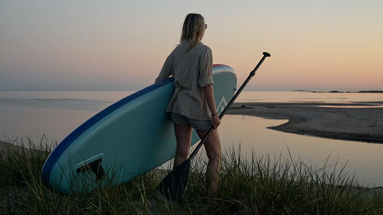 Stand-up-paddling i havet, i åar och på sjöar i Halland. Foto Solkatt Studios