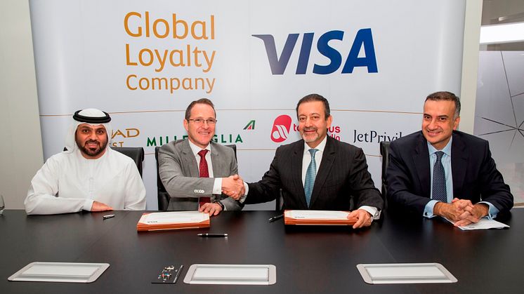 Unterzeichnung der Partnerschaft zwischen Visa und GLC