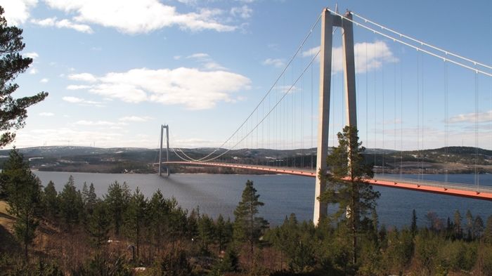 Upplev och fascineras av det magiska världsarvet Höga Kusten – och det röda Ådalen