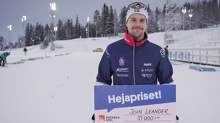 John Leander, Åsarna IK, vinner Hejapriset i Östersund. 
