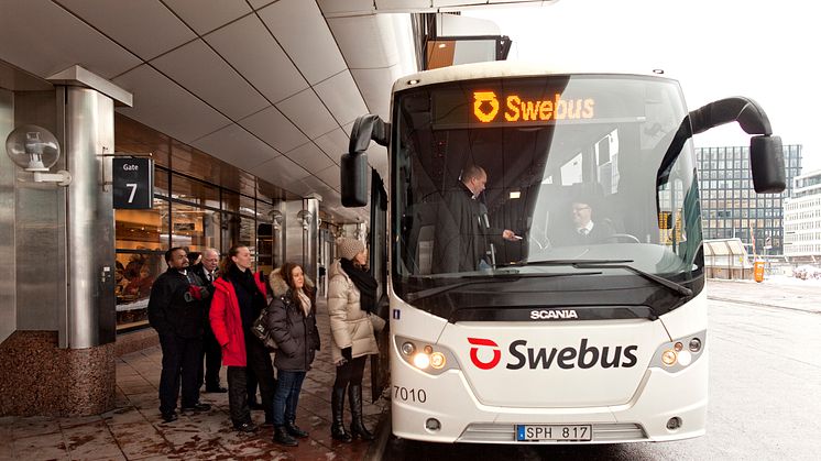 Swebus sätter in extrabussar efter tågurspårningen