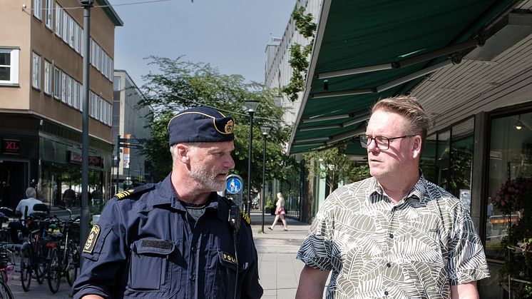 Polisen Niclas och Staffan Jansson