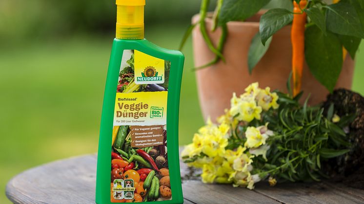 Der organische, vegane Bio-Dünger für alle Pflanzen im Haus und Garten: BioTrissol VeggieDünger von Neudorff