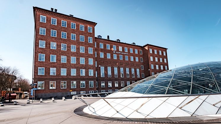 Tandvårdshögskolan vid Malmö universitet återupptar patientverksamheten i full skala från och med 31 augusti.