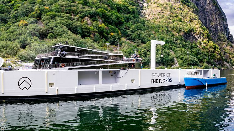 Future of The Fjords med Powedock