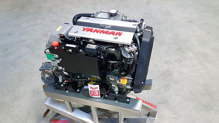 YANMAR 3JH40 common rail inboard engine - the world’s smallest CR Inboard Marine Diesel Engine