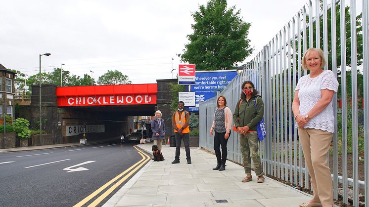 Cricklewood railway bridge boasts a bright new sign - MORE IMAGES AVAILABLE TO DOWNLOAD BELOW