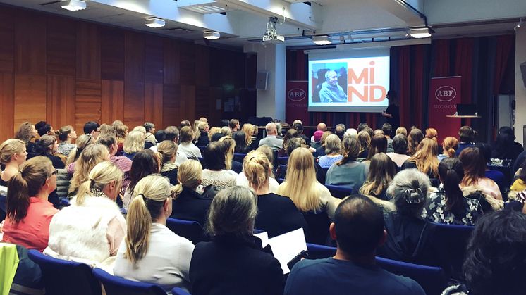 Skyddsvärnet arrangerar årligen flera kostnadsfria seminarier.